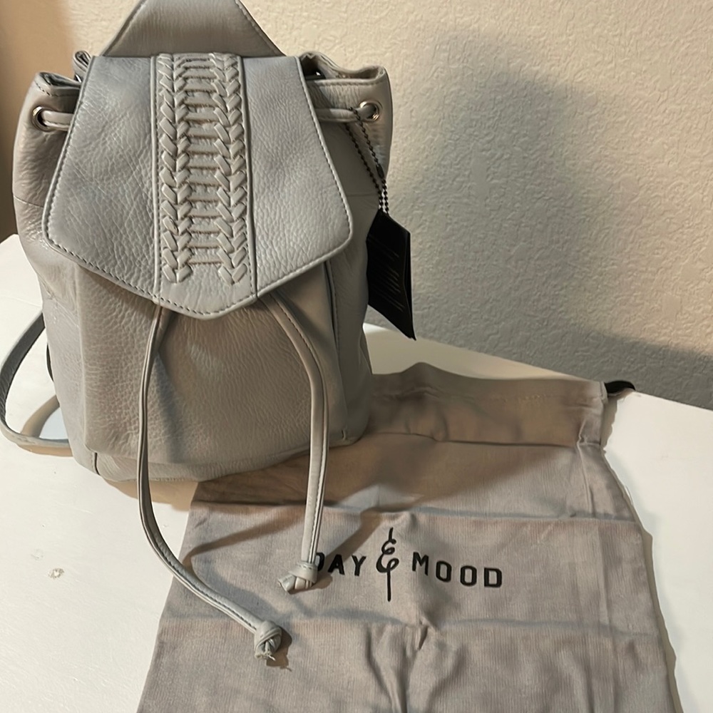 NWT DAY & Mood Sage Backpack Pirse